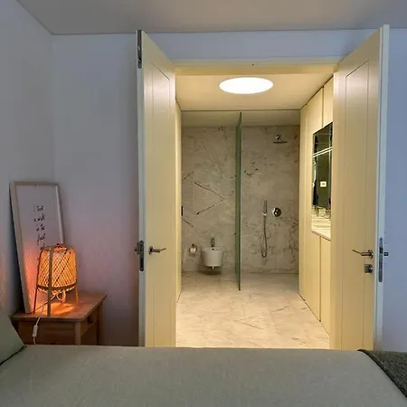 Luxuoso Quarto Com Banheiro Privativo No Centro De Privatunterkunft