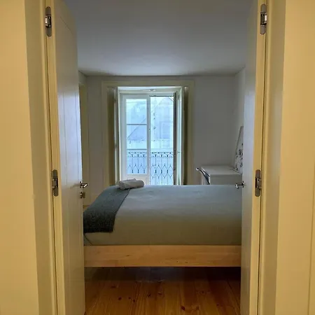 Rum i privatbostad Luxuoso Quarto Com Banheiro Privativo No Centro De Lisboa